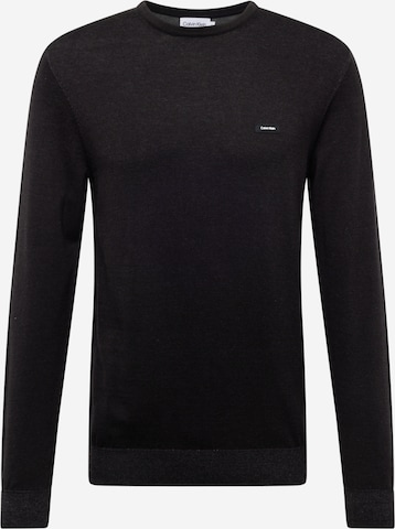 Pull-over Calvin Klein en noir : devant