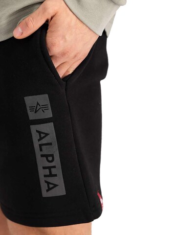 ALPHA INDUSTRIES Regularen Hlače 'Alpha PP' | črna barva