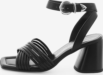 Kennel & Schmenger Strap Sandals 'JULIE' in Black: front