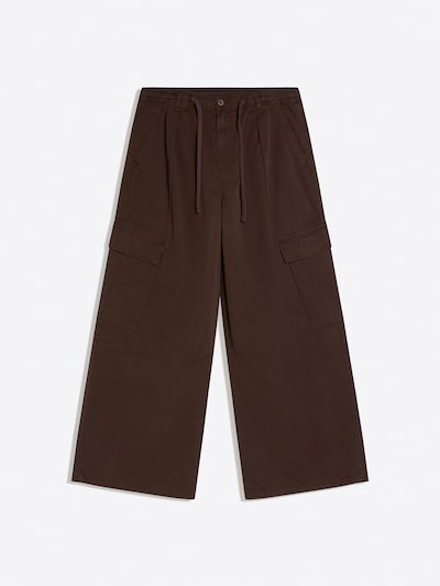 Bershka Pantalon cargo en brun foncé, Vue avec produit