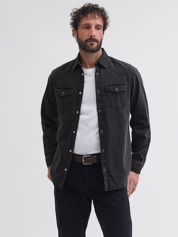 Coupe regular Chemise Portland Outerwear Company en noir : devant