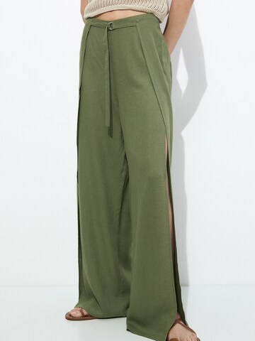 Pull&Bear Wide leg Pants in Green