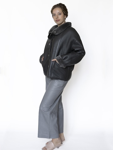 Just things we like - Chaqueta de invierno 'KIKU Reversible Shearling Jacket' en gris
