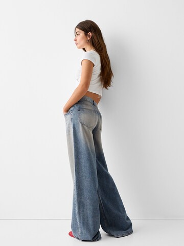 Bershka Wide Leg Jeans in Blau