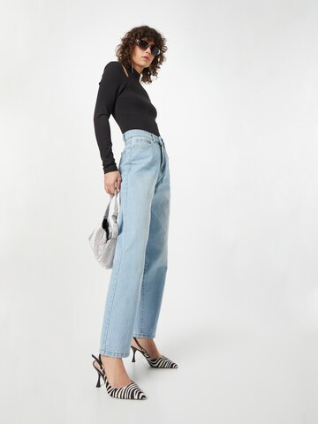 Nasty Gal Regular Jeans in Blau