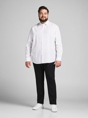 Coupe regular Chemise 'JOE' Jack & Jones Plus en blanc