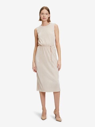 Betty & Co Kleid in Beige