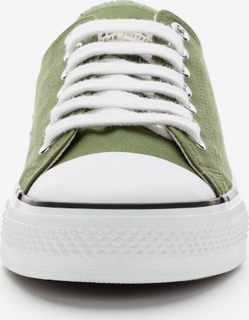 Ethletic Sneakers in Green