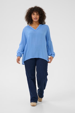 KAFFE CURVE - Blusa 'Noah' em azul