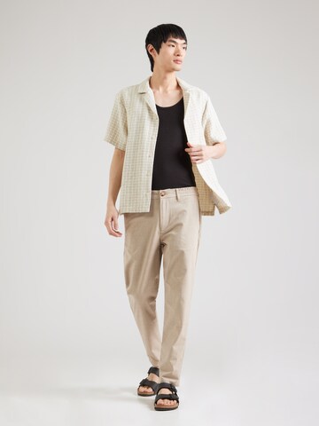 GABBA Regular Trousers 'Monza Button Carre' in Beige