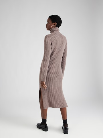 PIECES Knitted dress 'LANJA' in Brown