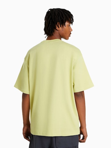 Bershka T-Shirt in Grün
