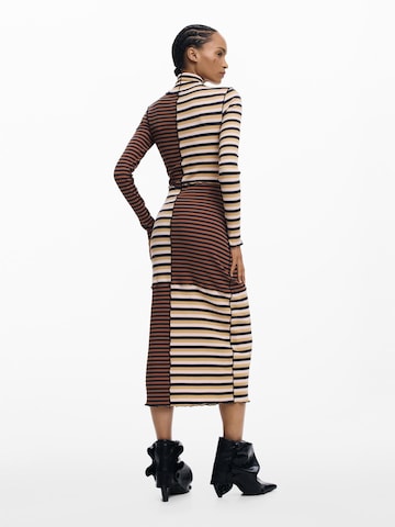 Desigual Φόρεμα σε ανάμεικτα χρώματα