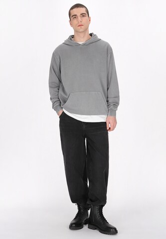 TUFFSKULL Sweatshirt in Grijs