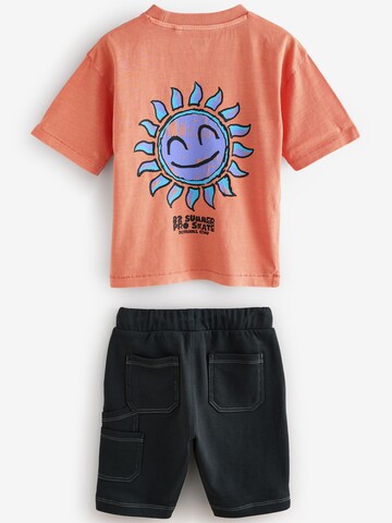 Next Set i orange