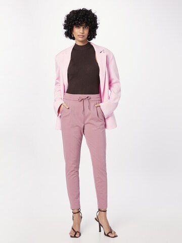 VERO MODA Tapered Pleat-front trousers 'Eva' in Pink