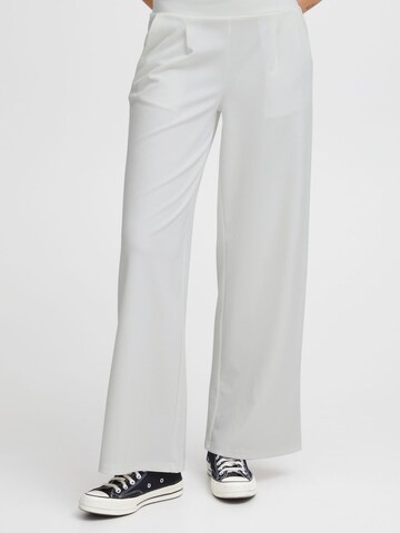 ICHI Wide leg Chino ' KATE ' in Wit: voorkant