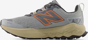 Chaussure de course 'Garoé V2' new balance en gris : devant