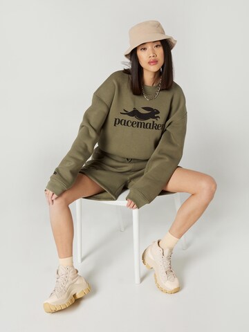 Pacemaker Sweatshirt 'Falk' in Grün