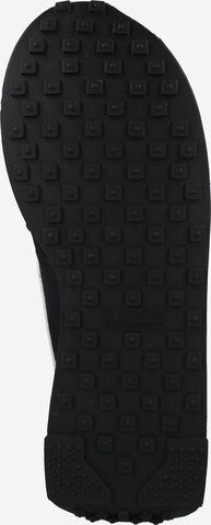 Nike Sportswear Trampki niskie 'Waffle Trainer' w kolorze czarny