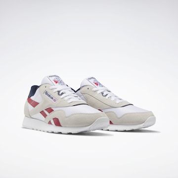 Baskets basses 'Classic' Reebok en blanc