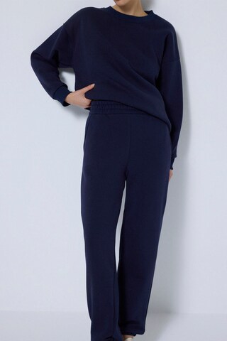 Touche Prive Sweat suit in Blue