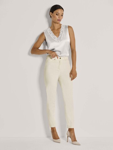 MADELEINE Tapered Trousers in White