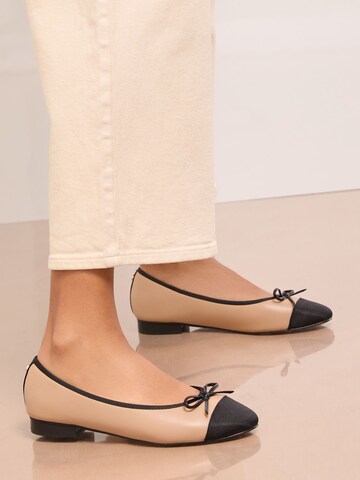 Lipsy Μπαλαρίνα σε μπεζ