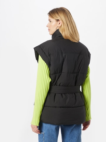 Gilet 'Leandra' di Gina Tricot in nero