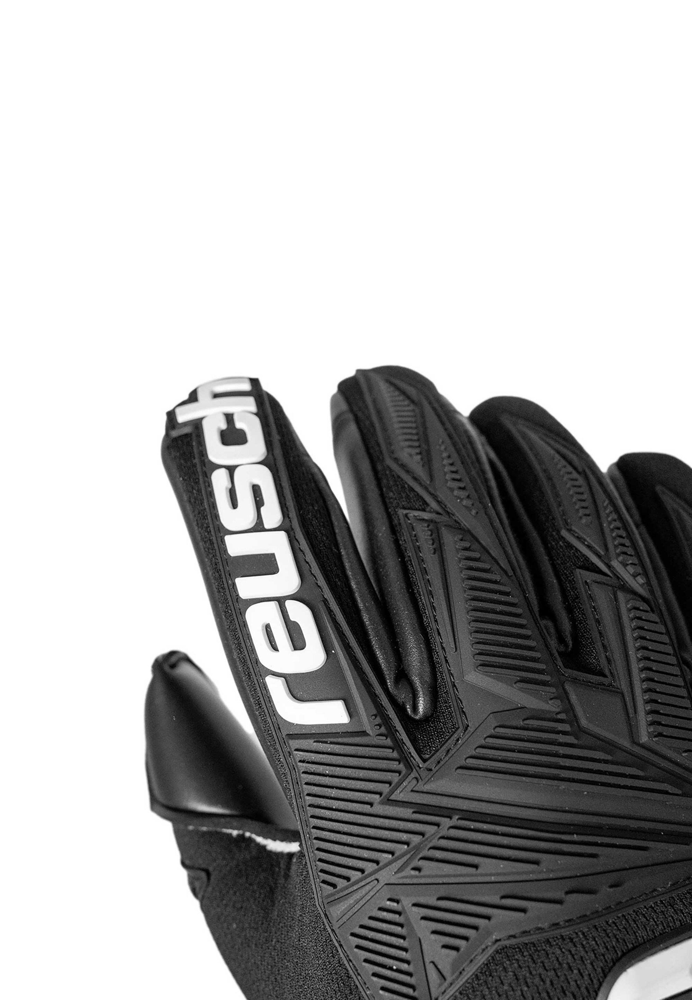 REUSCH Sports gloves 'Attrakt Freegel Infinity Finger Support' in Black
