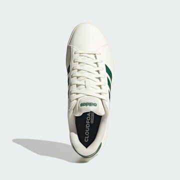 ADIDAS SPORTSWEAR - Sapatilhas baixas 'Grand Court 3.0' em branco