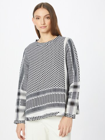 Summery Copenhagen Blouse in Black: front
