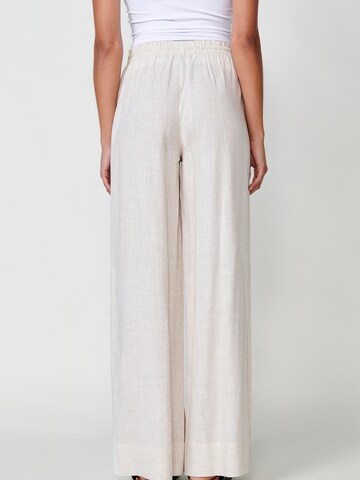 KOROSHI Regular Trousers in White