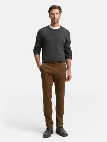 TOM TAILOR Slimfit Chino 'Travis' in Bruin