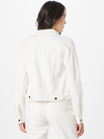 Urban Classics Демисезонная куртка в Белый