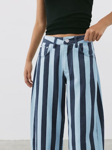 Pull&Bear Barrel Jeans in Blau