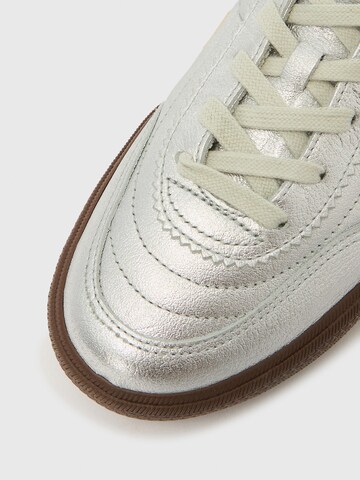 Baskets basses 'Panenka O.T.' Veja en argent