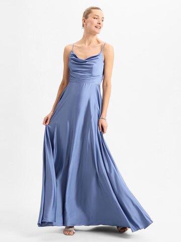 Robe de soirée Marie Lund en bleu : devant