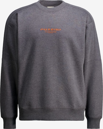 Sweat-shirt 'Ido' CHASIN' en gris : devant
