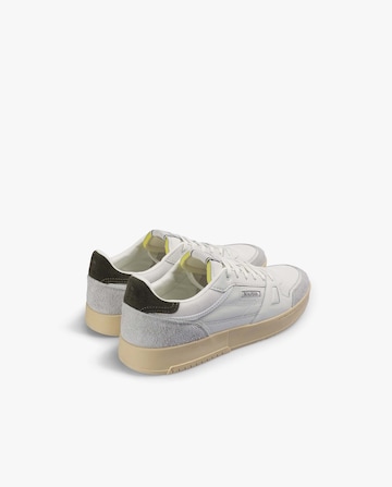 Sneaker bassa 'Tenismiles' di Scalpers in bianco