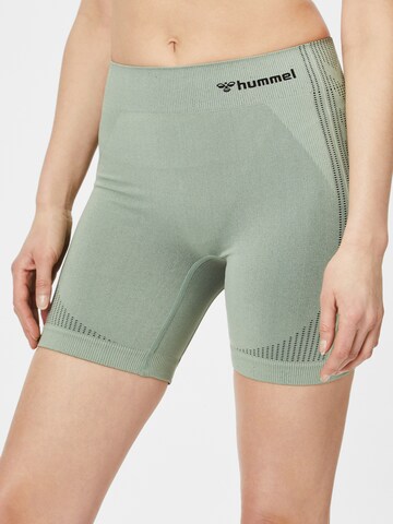 Hummel Skinny Sportsbukser i grøn: forside