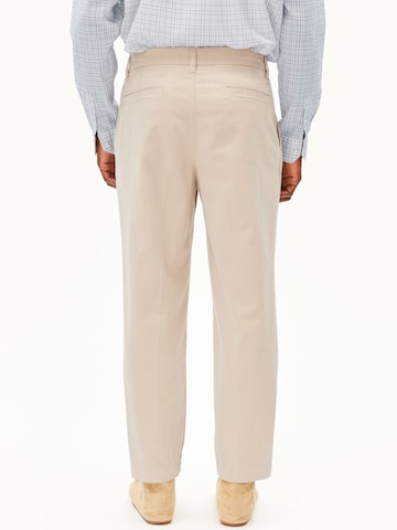 ARMEDANGELS Regular Trousers with creases 'TAAMIR' in Beige