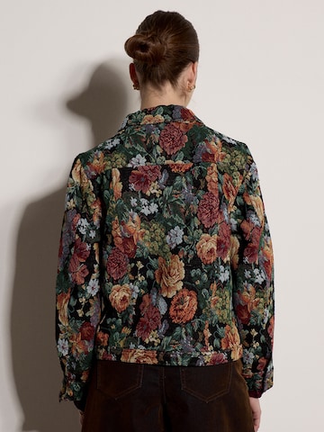 Apricot Floral Tapestry Jacket ' ' in Schwarz