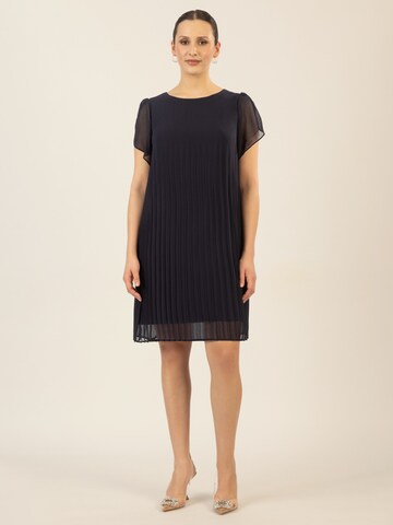 APART Chiffonkleid in Blau: Vorderseite