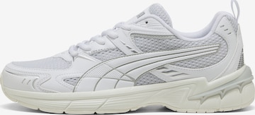 Baskets basses 'Milenio Tech 2000' PUMA en blanc : devant