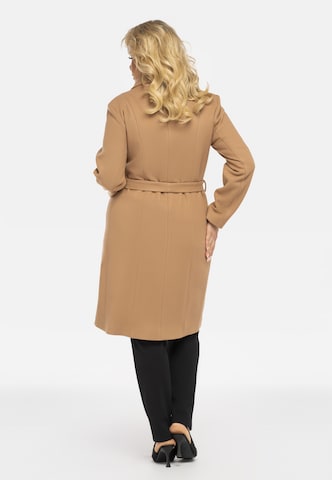 Manteau mi-saison Karko en beige