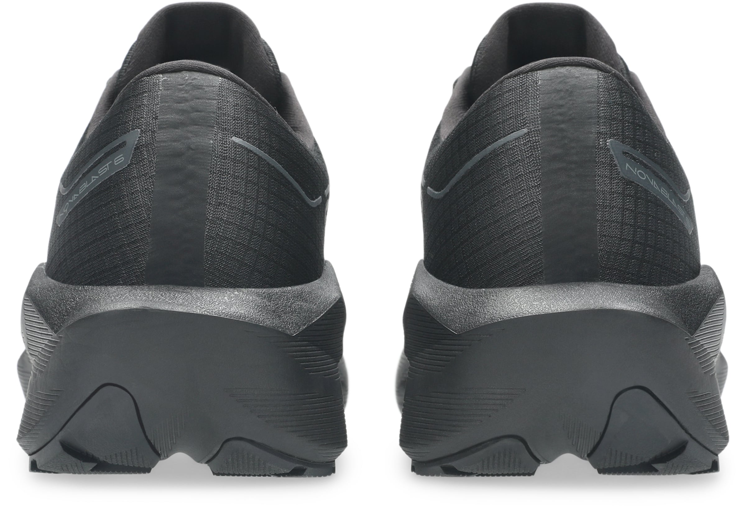 ASICS Παπούτσι για τρέξιμο 'Novablast 6' σε μαύρο