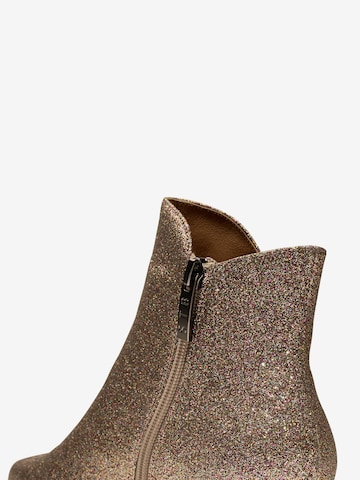 Shoe The Bear Ankle Boots 'AGA' in Gold