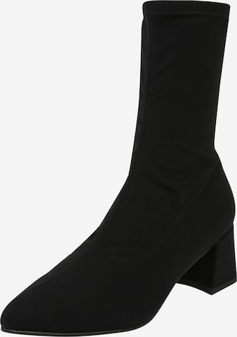VAGABOND SHOEMAKERS Ankle Boots 'ALVA' in Black: front
