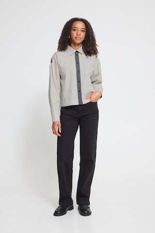 ICHI Bluse i grå